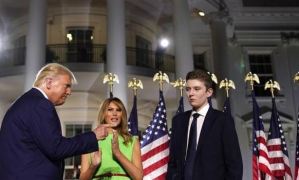 Trump fue visto junto a su familia por primera vez desde su salida de la Casa Blanca (Fotos)