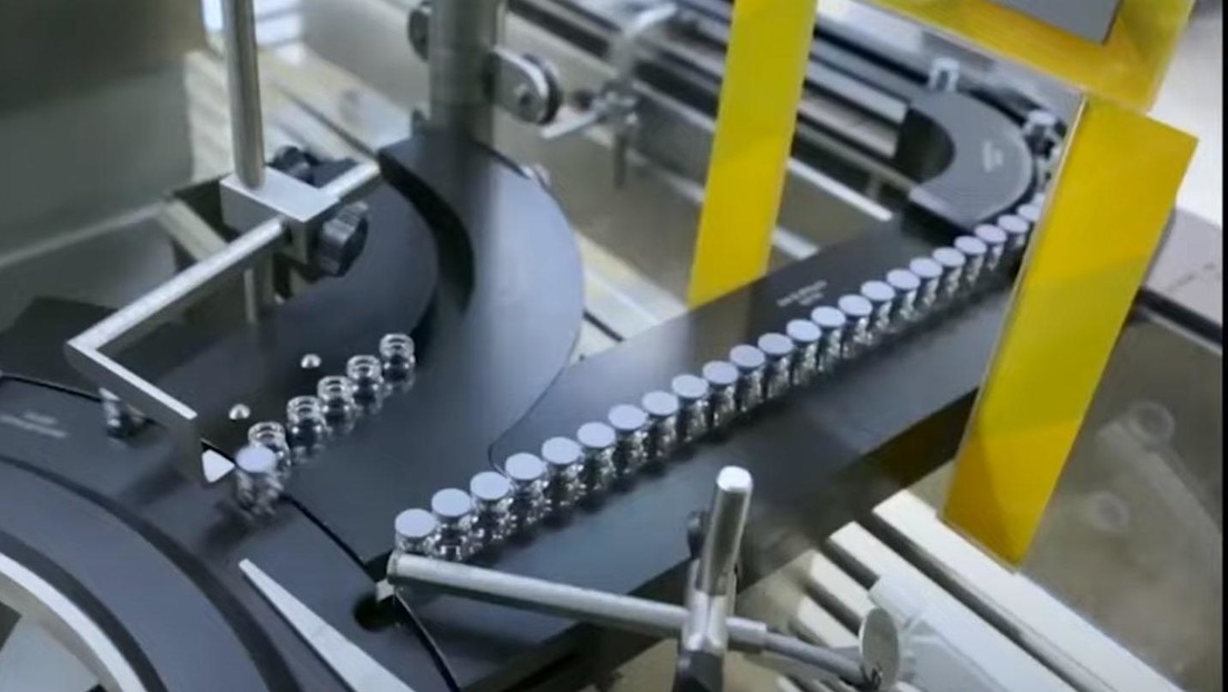 Así es el proceso de producción de la vacuna rusa Sputnik V en Egipto (Video)