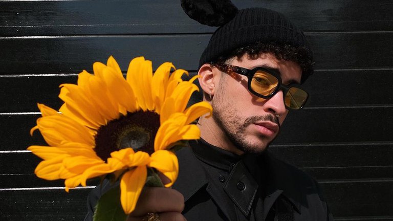 Bad Bunny produce nuevo disco de Tommy Torres, “El Playlist de Anoche”