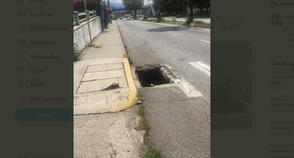 EL MEGA HUECO en la Av. Urdaneta de Mérida cumple dos años y las autoridades brillan por su ausencia (FOTO)