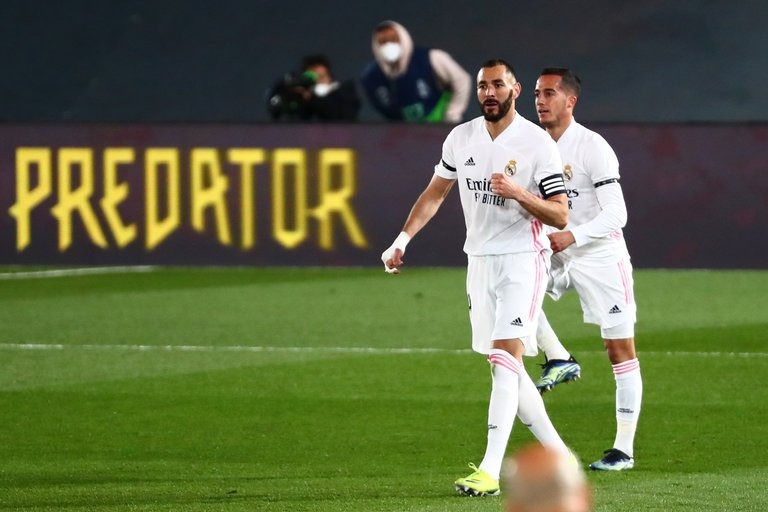 Taco y gol histórico: La magistral definición de Karim Benzema en el clásico contra Barcelona (VIDEO)