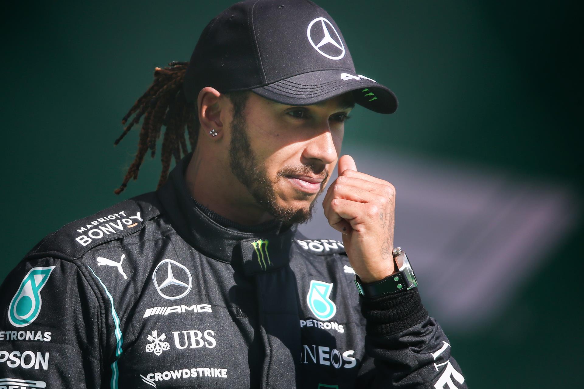 Lewis Hamilton habló de sus intenciones de comprar al Chelsea y su afición al Arsenal