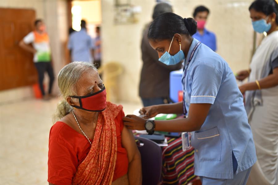 India extiende la vacunación gratuita contra el Covid-19 a los mayores de 18 años