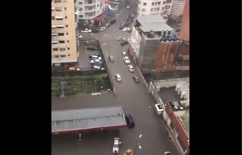 En VIDEO: La Candelaria inundada tras fuertes lluvias de este #10Ago