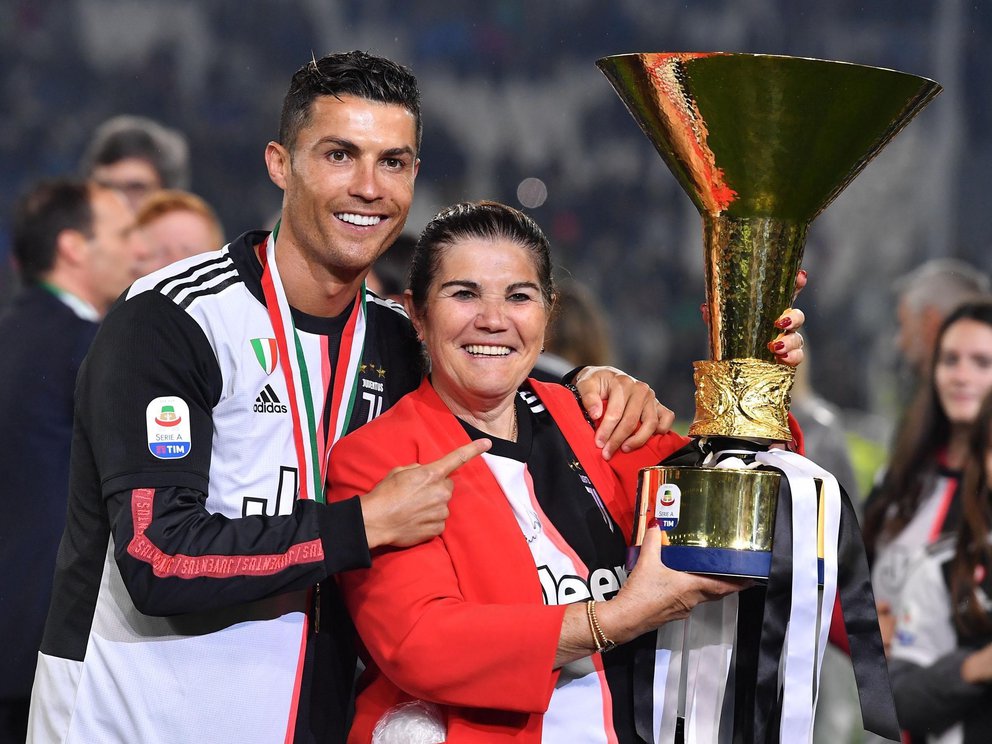 Madre de Cristiano Ronaldo puso fin a los rumores sobre su “mala relación” con Georgina Rodríguez