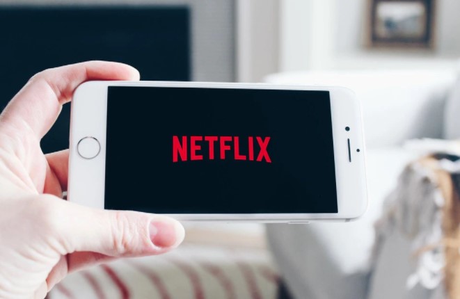 Este es el plan de Netflix con su versión gratuita para celulares