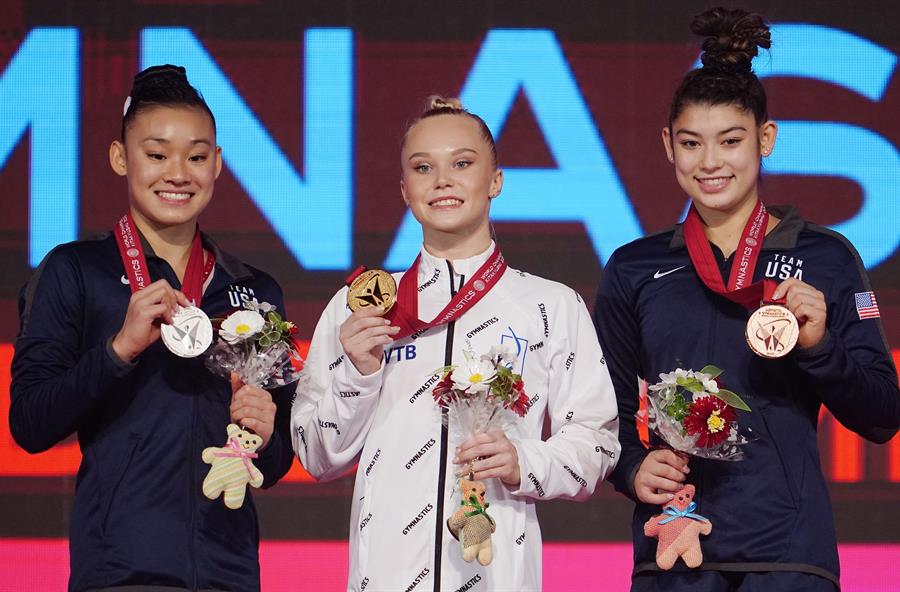 La Rusa Angelina Mélnikova ganó el Campeonato Mundial de Gimnasia Artística: Hazaña que tardó 11 años