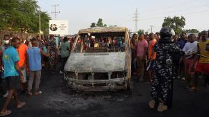 Más de 140 muertos tras explosión de una gandola de gasolina en Sierra Leona