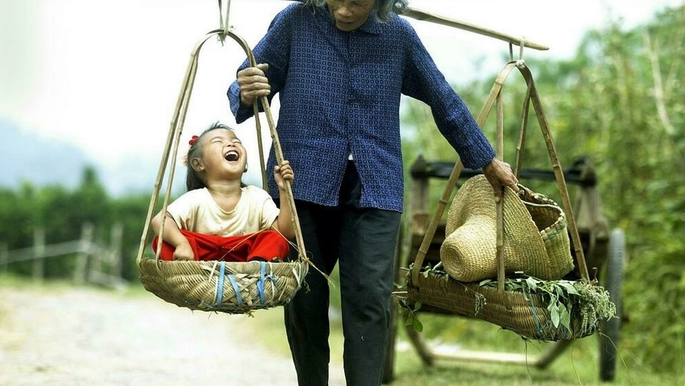 Es oficial: La ciencia dice que las abuelas nos hacen bien