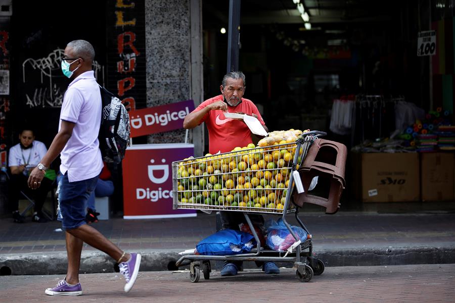 Panamá elimina el uso obligatorio de la mascarilla en espacios abiertos