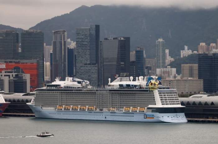 Crucero con más de dos mil personas obligado a regresar a Hong Kong por contactos sopechosos de Covid-19