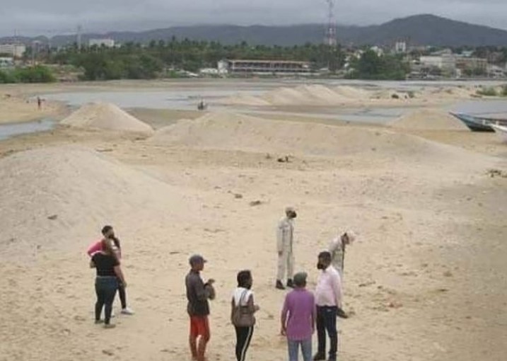 Pescadores advierten que Laguna de Puerto Píritu está en riesgo de secarse