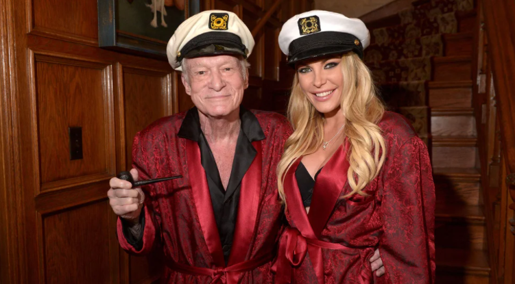 La viuda de Hugh Hefner contó que perdió miles de seguidores en las redes sociales desde que se quitó “todo lo falso” de su cuerpo