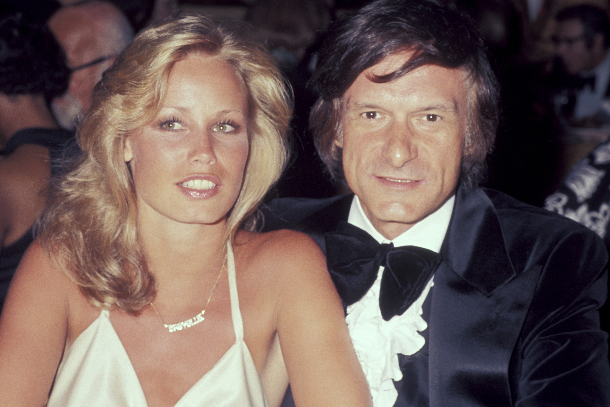 Ex conejita de Playboy contó cómo descubrió a Hugh Hefner teniendo relaciones con su perro