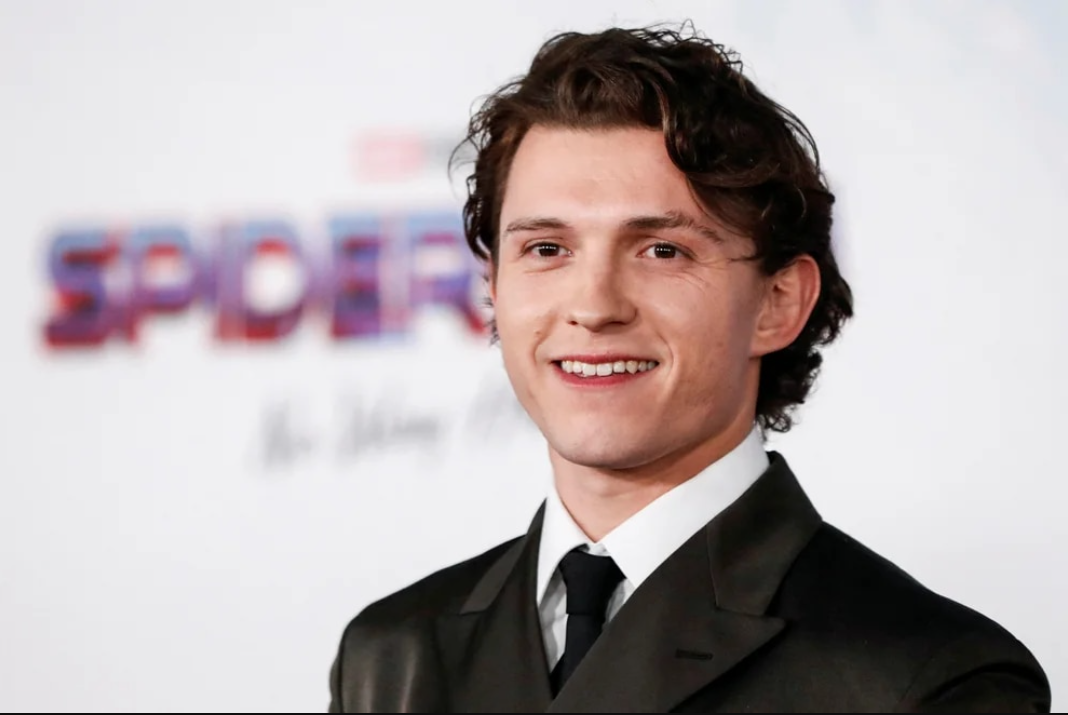 Los secretos de Tom Holland: un camarero oculto y el vergonzoso pedido de su madre a los productores de “Spider-Man”