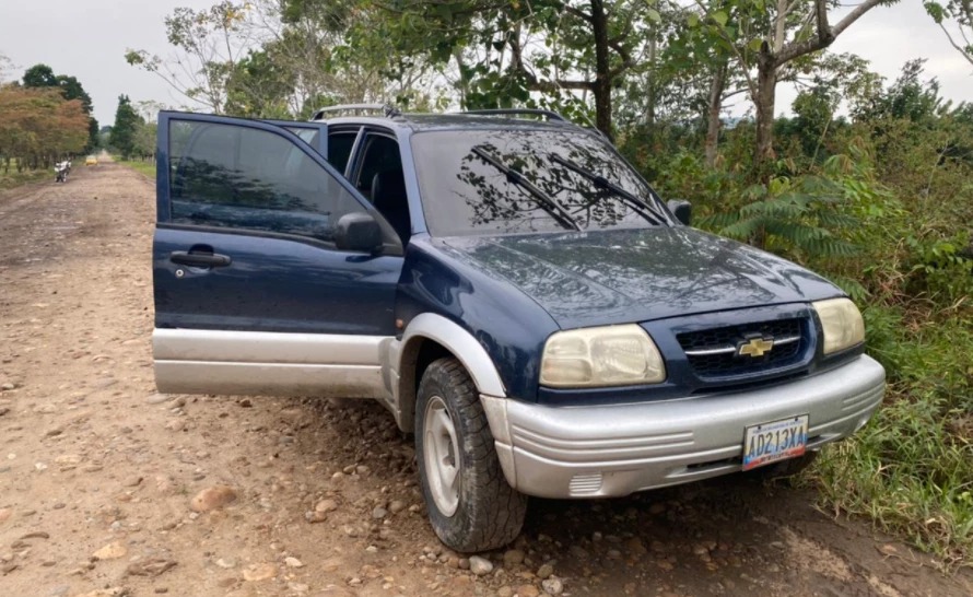 Capturan a hombre en Arauca que llevaba armamento en camioneta con placas venezolanas