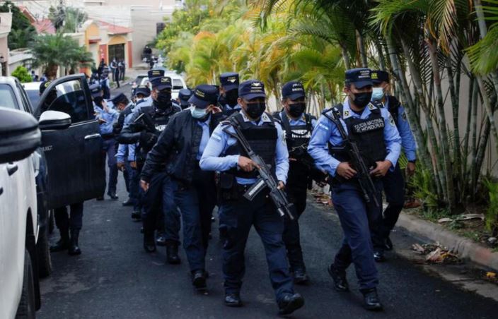 En VIDEO: Con chaleco antibalas capturaron al expresidente hondureño Juan Orlando Hernández