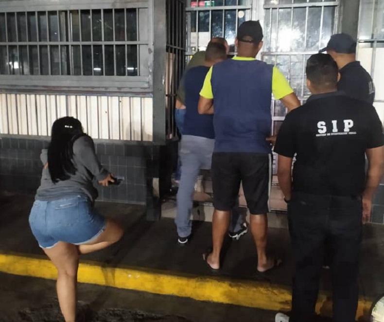 Hallan sin vida a un hombre dentro de una estación de servicio en Horizonte