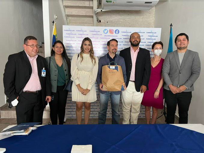 Embajador de Francia junto a sociedad civil recorrieron barrios del estado Barinas