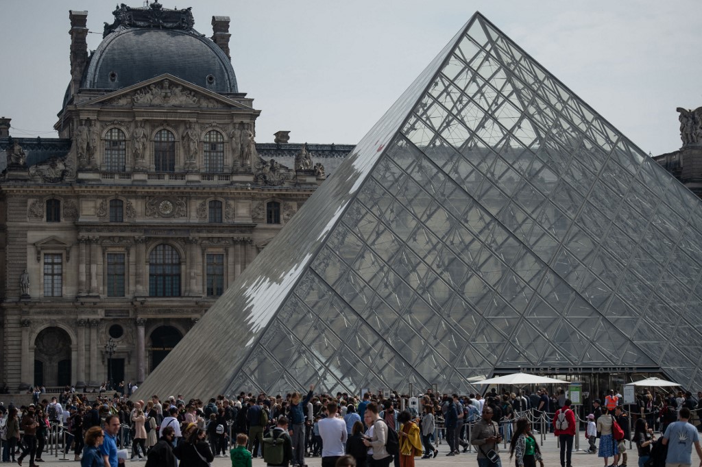 El museo del Louvre acoge obras ucranianas para protegerlas de la invasión rusa