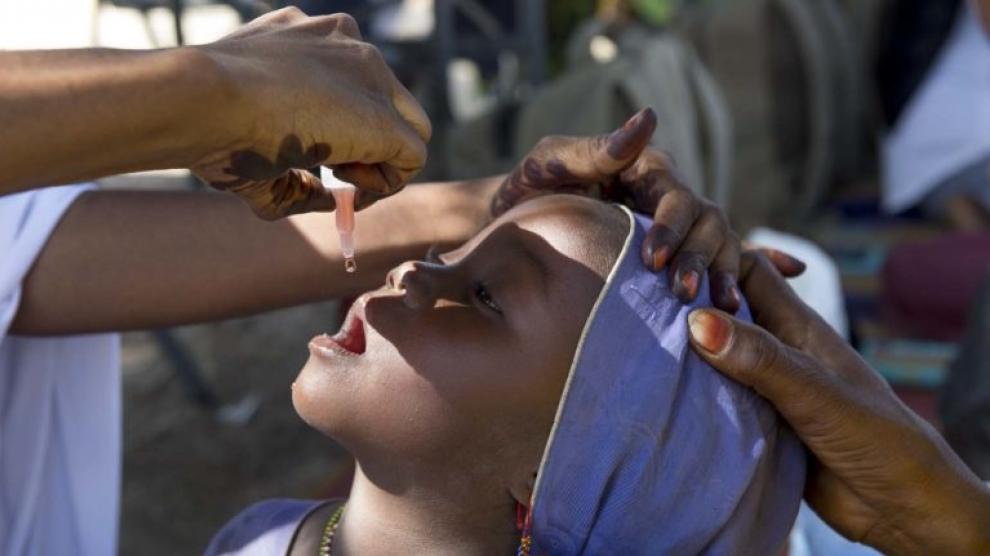 La caída de la vacunación infantil expone al mundo a más brotes epidémicos