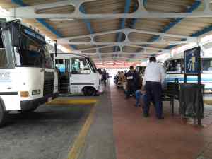 Baja movilización de temporadistas afecta a transportistas y comerciantes en terminal de Mérida