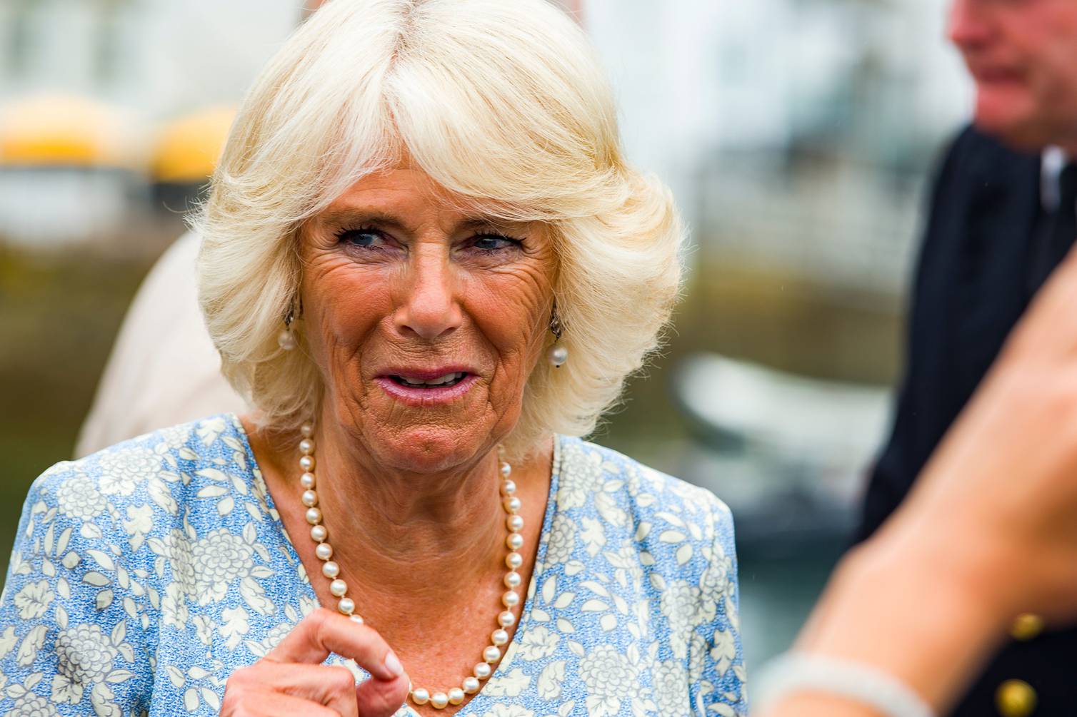 ¿Qué pasará con los hijos de Camilla Parker ahora que es la nueva reina consorte de Inglaterra?