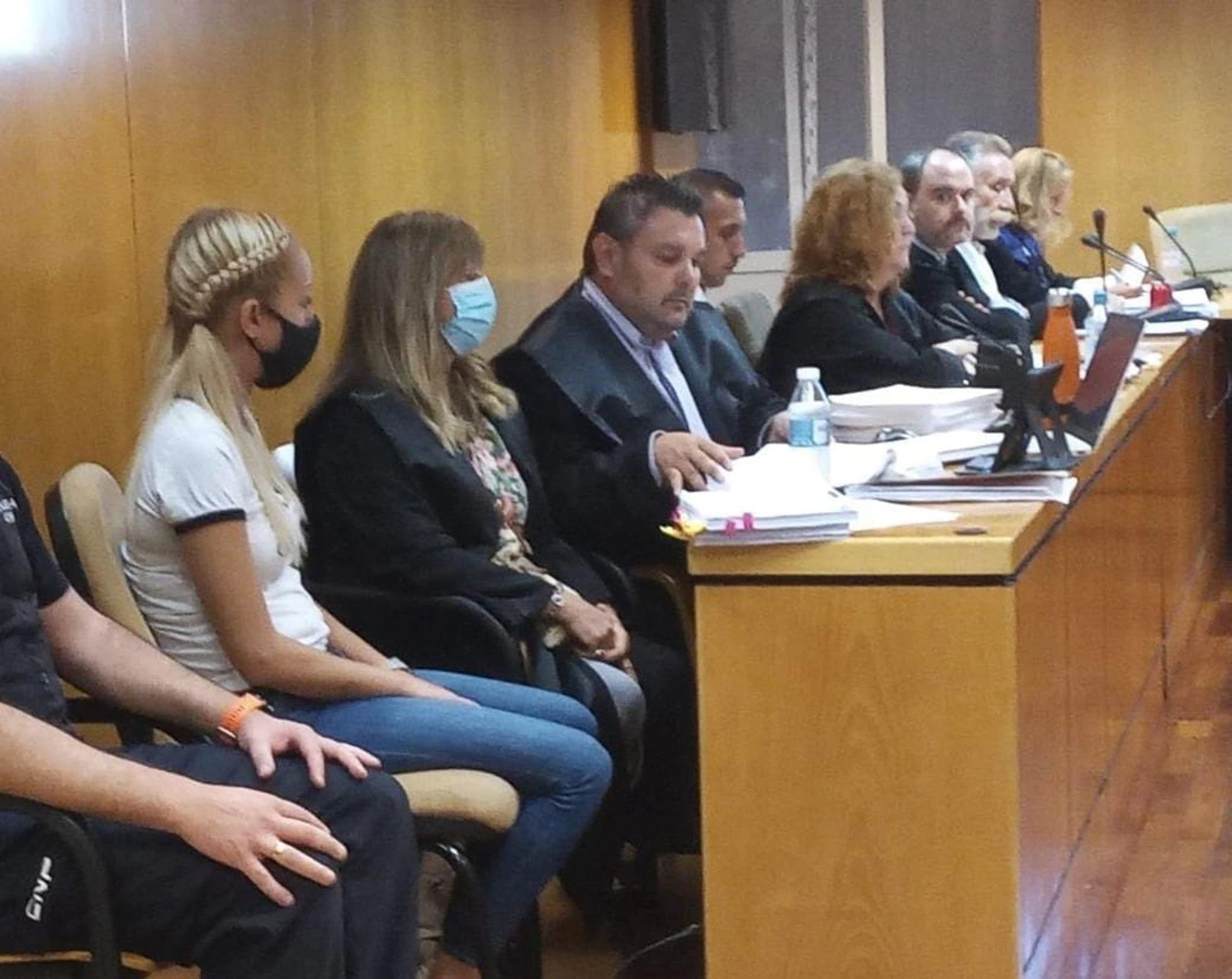 Condenada a 18 años de cárcel a “la Golosina” por asesinar a puñaladas a la expareja de su novio