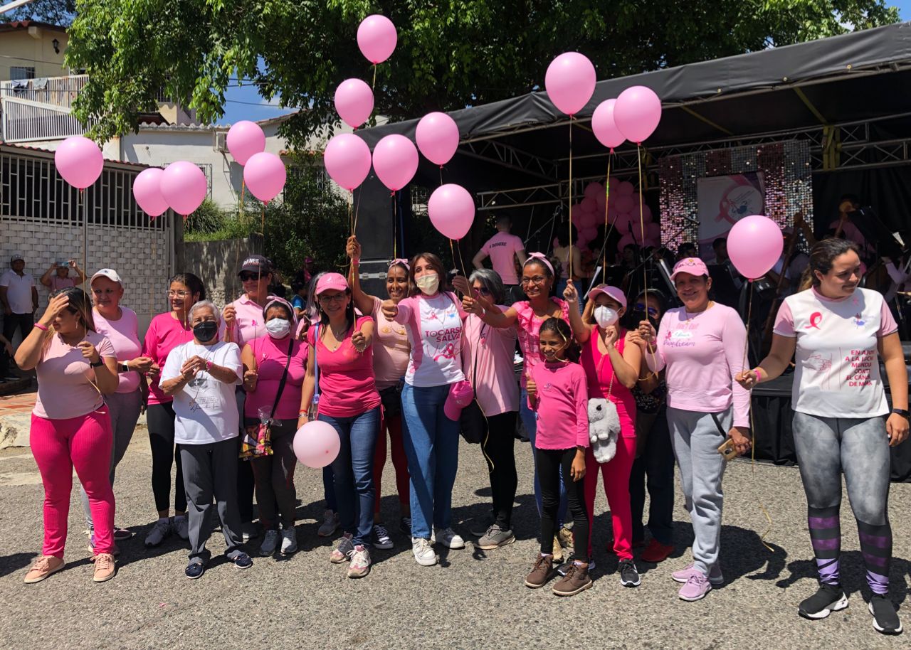 “Prevenir el cáncer de mama salva vidas”: Con éxito transcurrió la Caminata Rosa en Guárico (VIDEO)