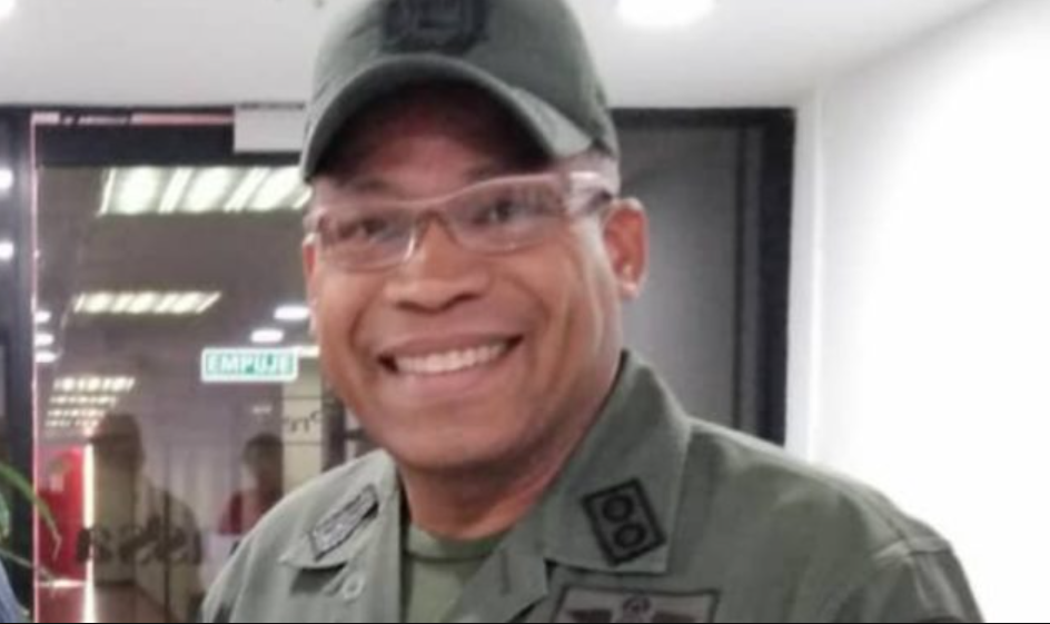 Inac rindió honores póstumos al general chavista que mató a su esposa