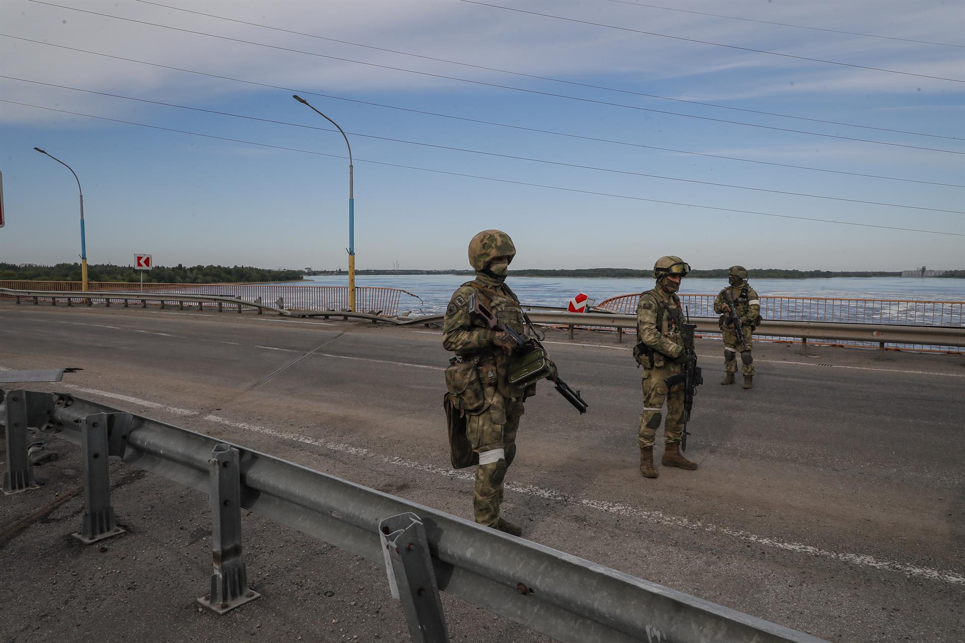 El río Dniéper, la nueva línea del frente en Ucrania