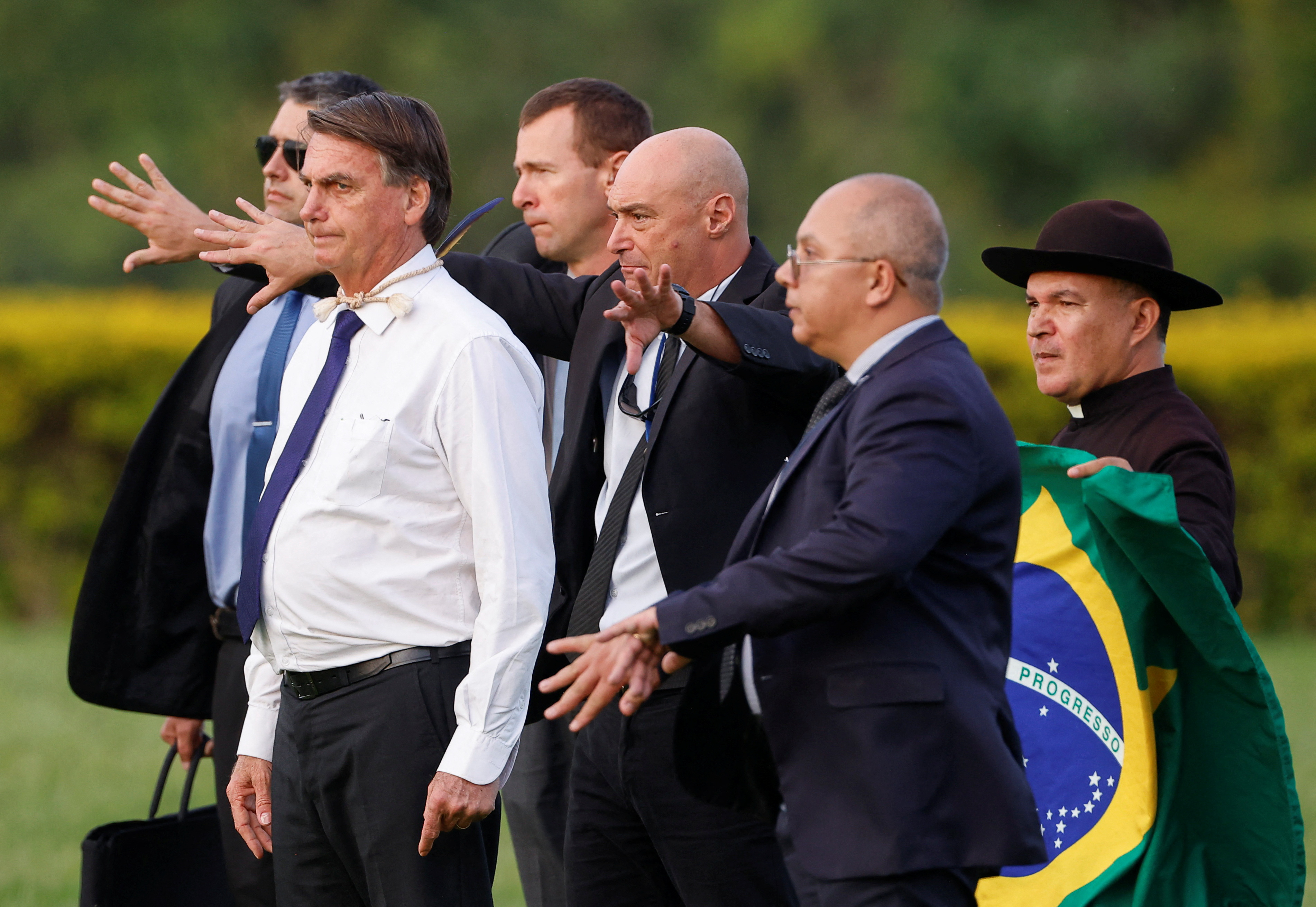 ¿Y Bolsonaro? La extraña “desaparición” del presidente brasileño tras las elecciones