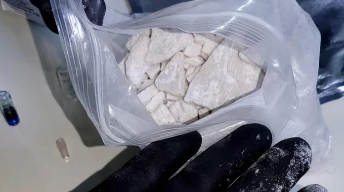 Capturado comerciante con más de 90 mil dólares de una exclusiva droga para fiestas electrónicas en Argentina