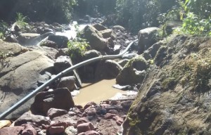 Umuquena en emergencia con casi una semana sin agua y el chavismo les niega los recursos para resolver