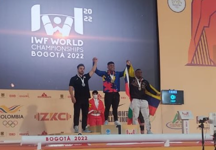Medallista olímpico Keydomar Vallenilla se convirtió en campeón mundial de pesas (VIDEO)