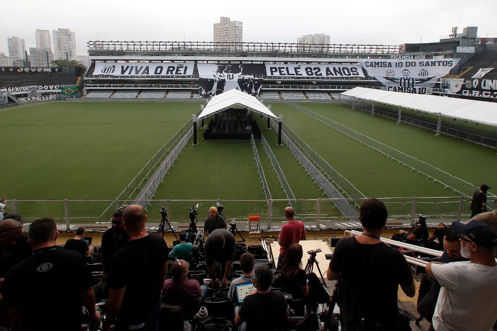 Santos descartó hacer acto público en el primer aniversario de la muerte de Pelé