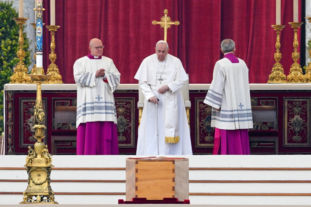 La Iglesia Católica despidió a Benedicto XVI en la Plaza de San Pedro