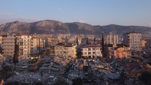 Cifra de muertos por terremoto en Siria y Turquía se eleva a más de 30 mil