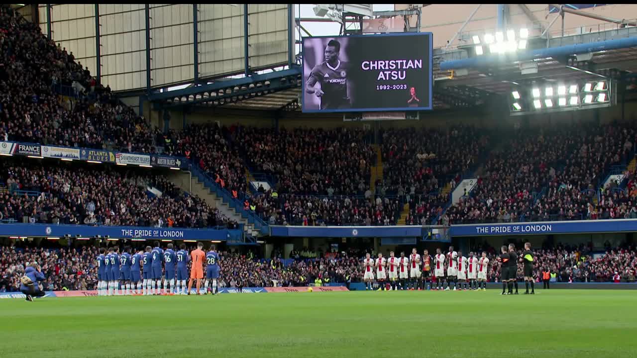 La Premier League homenajea con un minuto de aplausos a Christian Atsu (VIDEO)