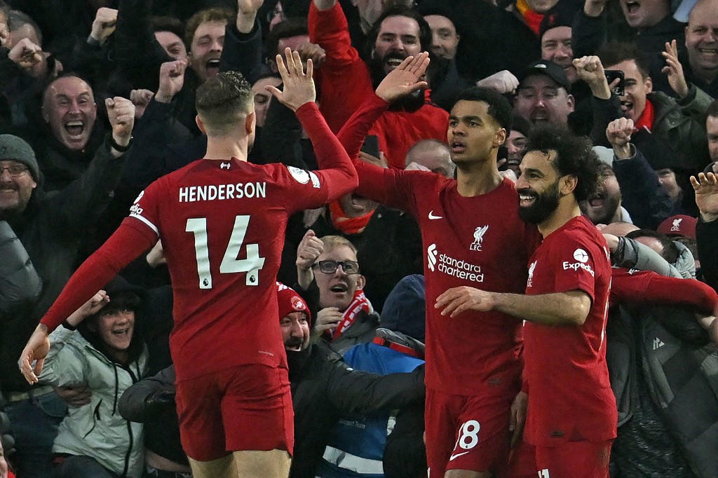 El Liverpool se dio un “festín” tras propinarle una goleada histórica al Manchester United