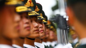 Experto chino alerta de guerra con EEUU: El olor a pólvora en el Mar de China es cada vez más fuerte