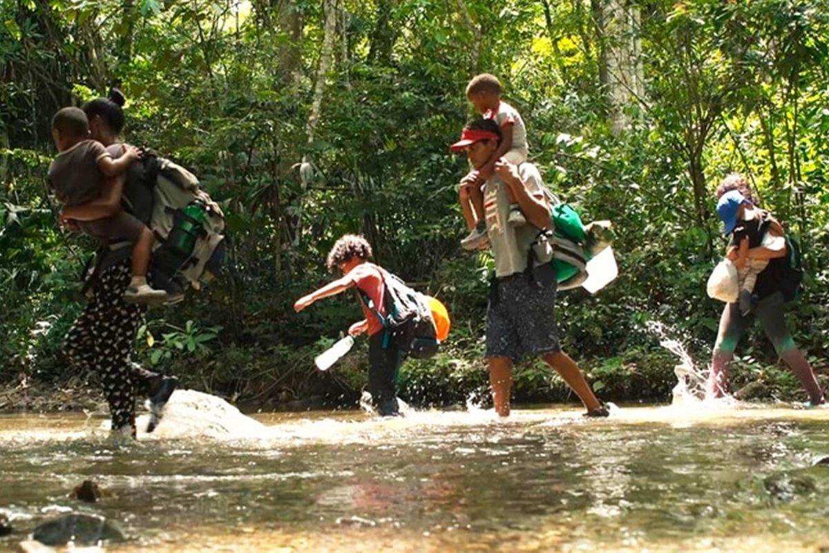 Unicef advirtió que número récord de menores migrantes, entre ellos venezolanos, atravesaron el Darién los primeros meses de 2023