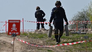 Cerca del 30% del territorio ucraniano está “contaminado” de explosivos y minas