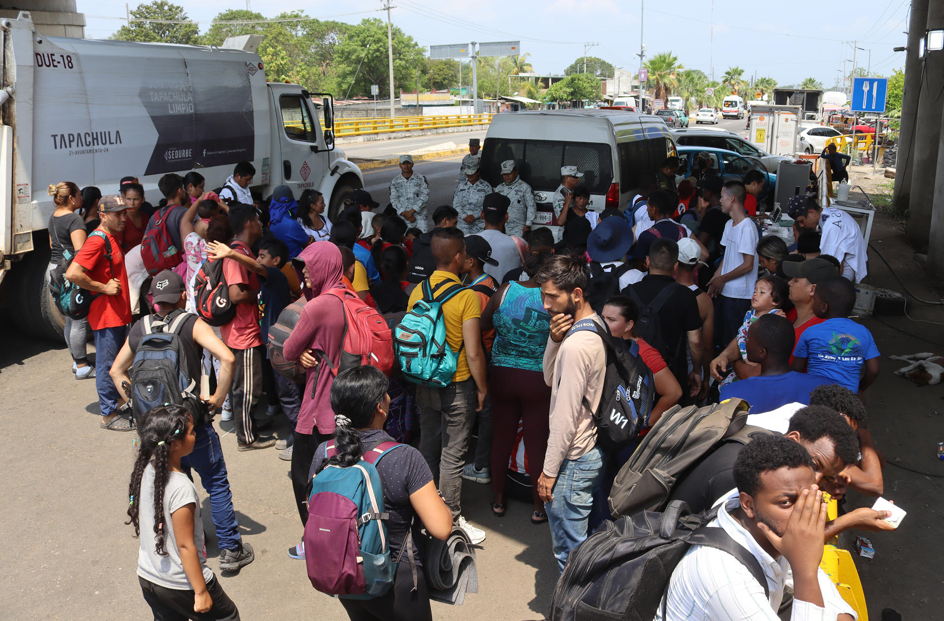 Migrantes venezolanos acusaron a autoridades mexicanas de bloquear su paso en la frontera