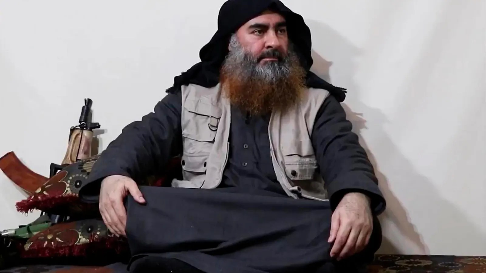 El chaleco explosivo, “uniforme de reglamento” de los jefes del Estado Islámico