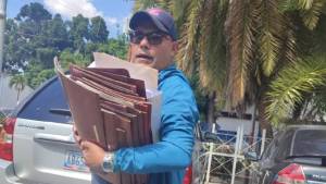 Caso Ernesto Paraqueima: detenidos dos funcionarios por sustraer documentos de la alcaldía de El Tigre