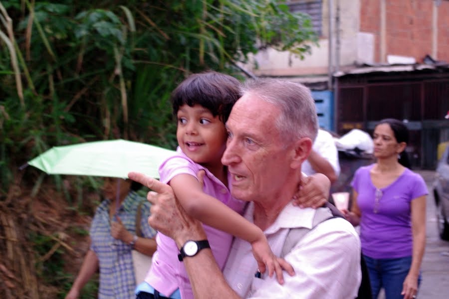 Falleció padre Bruno Renaud, sacerdote de la diócesis de Petare