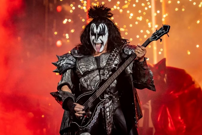 Gene Simmons, el demonio de Kiss: adicción por el dinero y las fotos con sus más de cuatro mil amantes quemadas en su jardín