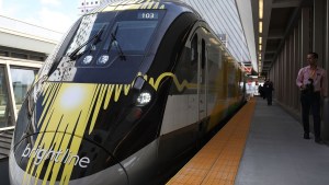 Brightline: Inauguración del tren de alta velocidad que une Miami y Orlando quedó empañada por trágico accidente