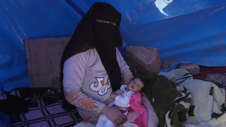 La bebé que nació unos minutos antes del terremoto en Marruecos y espera por ayuda en una carpa con su familia